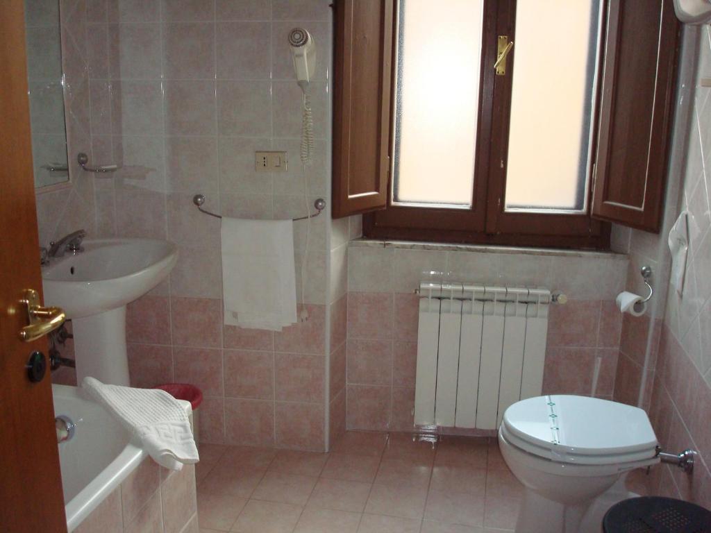 Albergo La Sfinge Chiusi Rom bilde